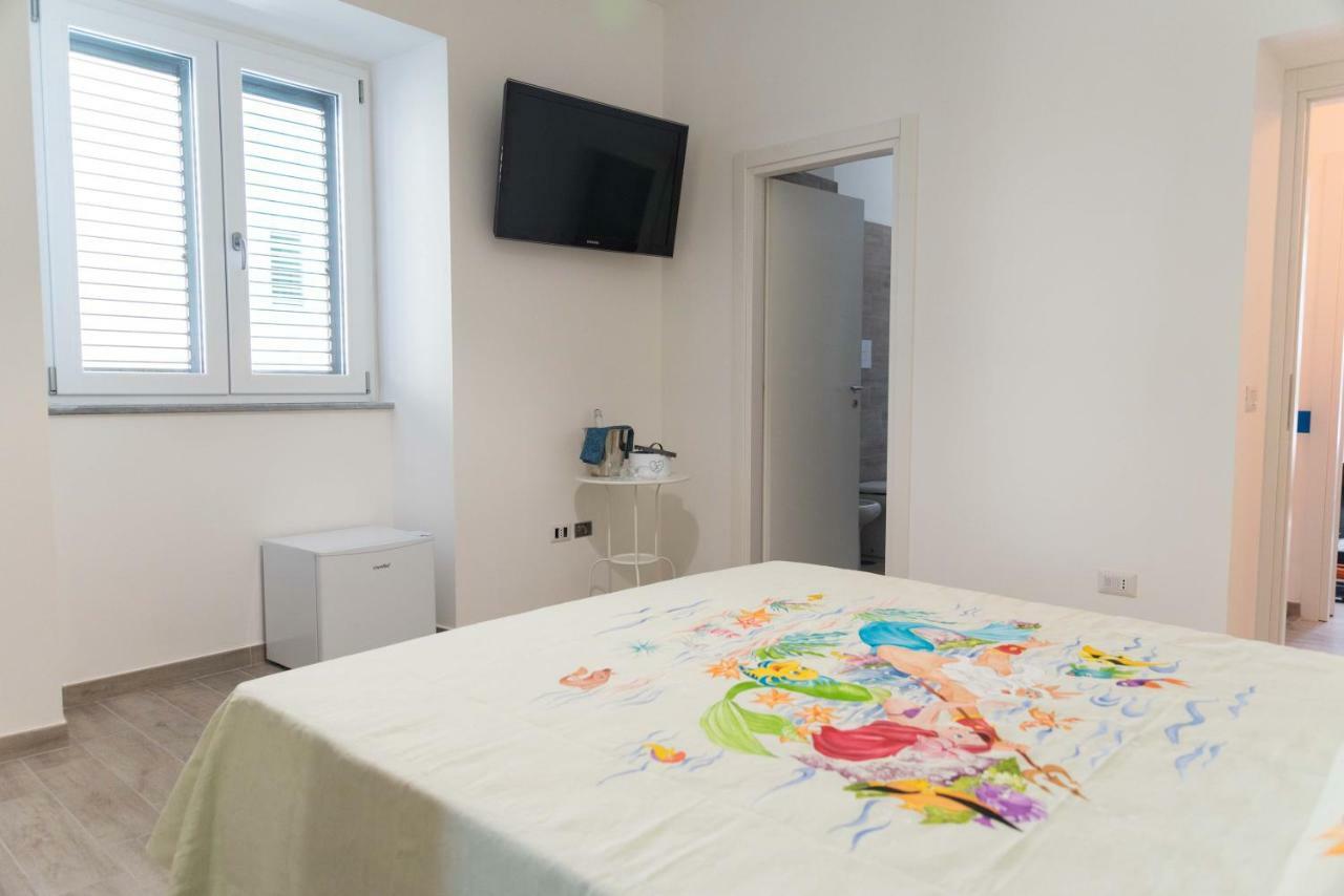 Bed & Breakfast Quasi In Porto Castellabate
