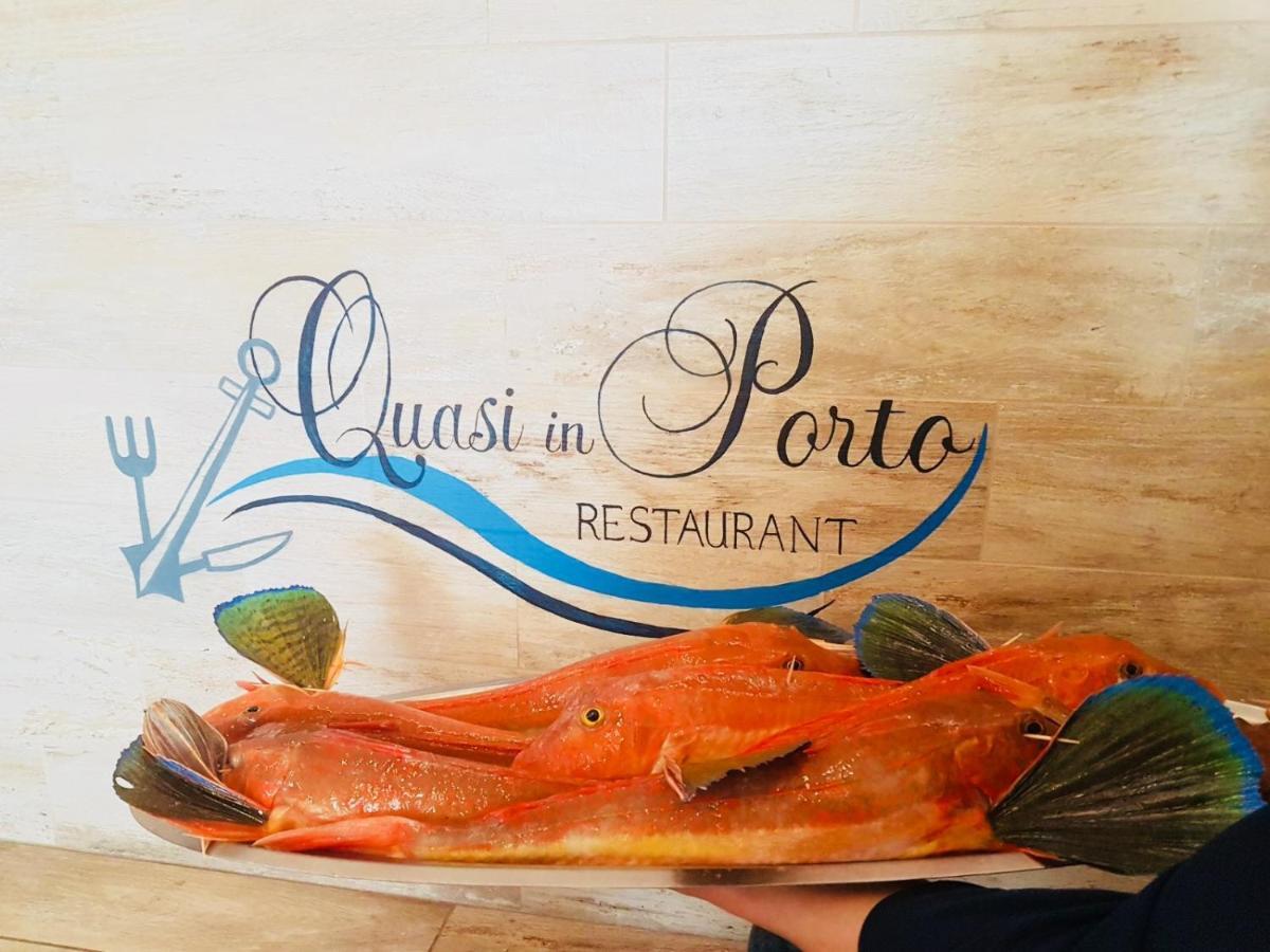 Quasi In Porto